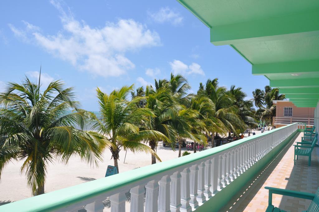 Rainbow Hotel Caye Caulker Dış mekan fotoğraf